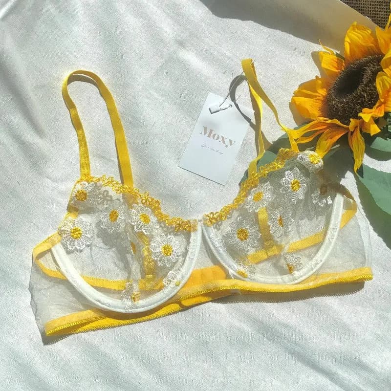 The Ultimate Honeymoon Lingerie Checklist
