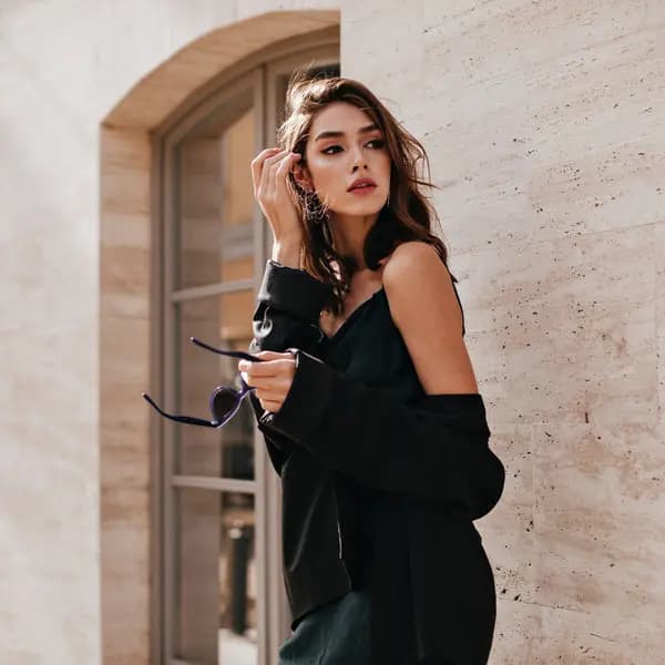 Comment Caren Erolds redéfinit le style moderne